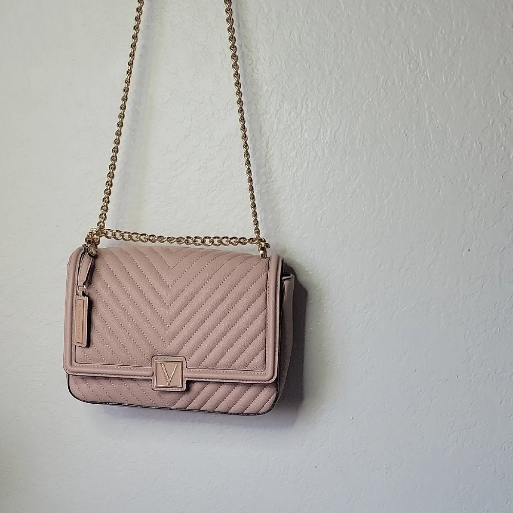 Victora Secret Pale Pink Quilted Shoulder Crossbody - Picture 2 of 9